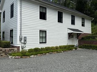 66 Main St #3, Peapack-gladstone Borough, NJ 07931