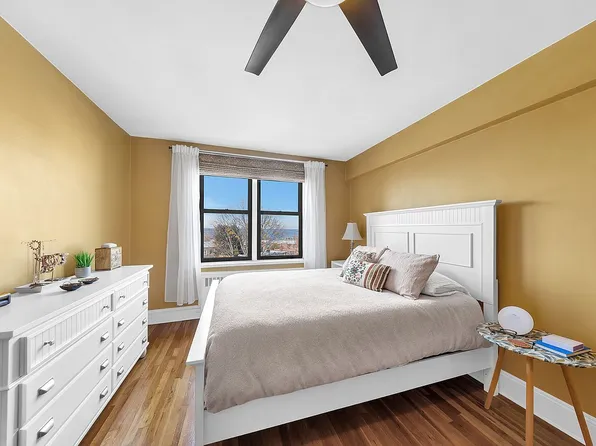 7259 Shore Rd APT 5H, Brooklyn, NY 11209