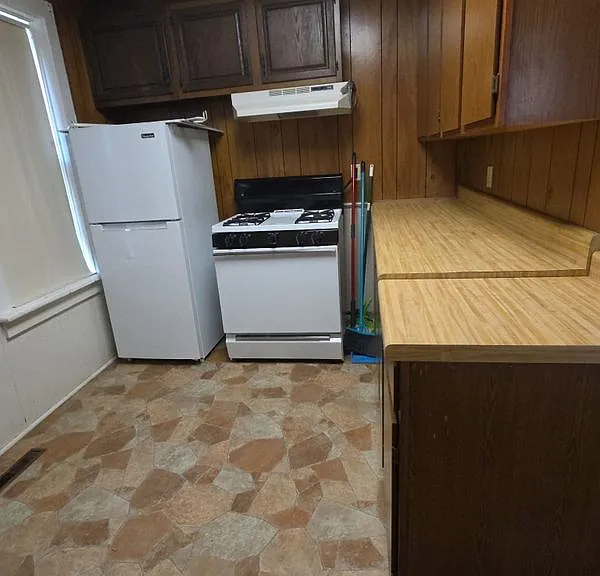 427 N Oak Ave #1 — Photo 4