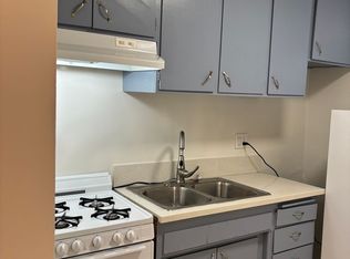 Spazier, 220 W, Burbank, CA 91502