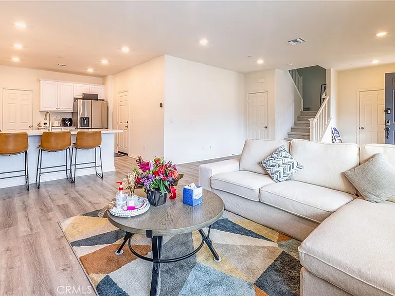 4058 E Coronado Privado — Photo 34