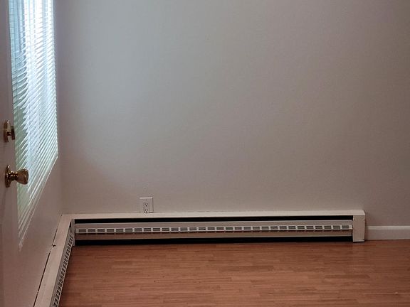 3rd image of 1311 2nd Ave W APT 203