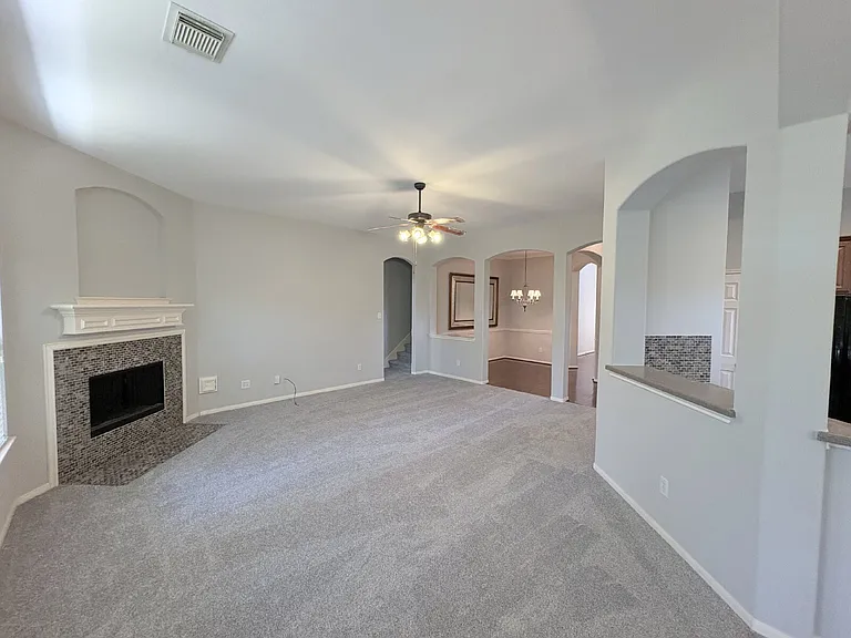 18703 River Meadows Rd — Photo 11