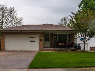 3434 Alden Dr, Parma, OH