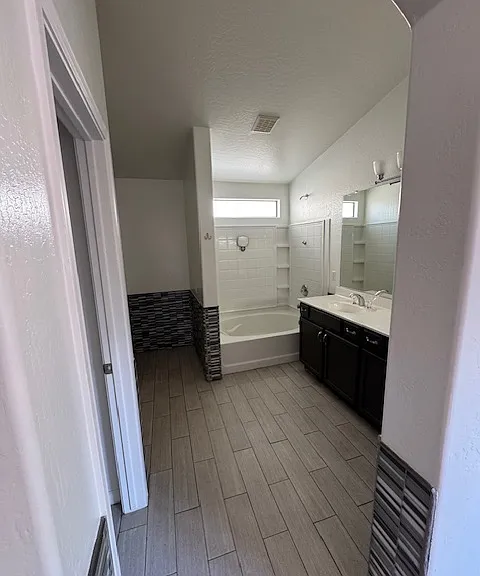 4420 E High Point Dr — Photo 24