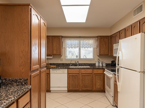 5th image of 14223 N Tumblebrook Way