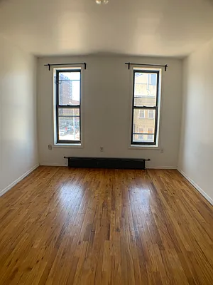 Rented by Capri Jet Realty Corp | media 16