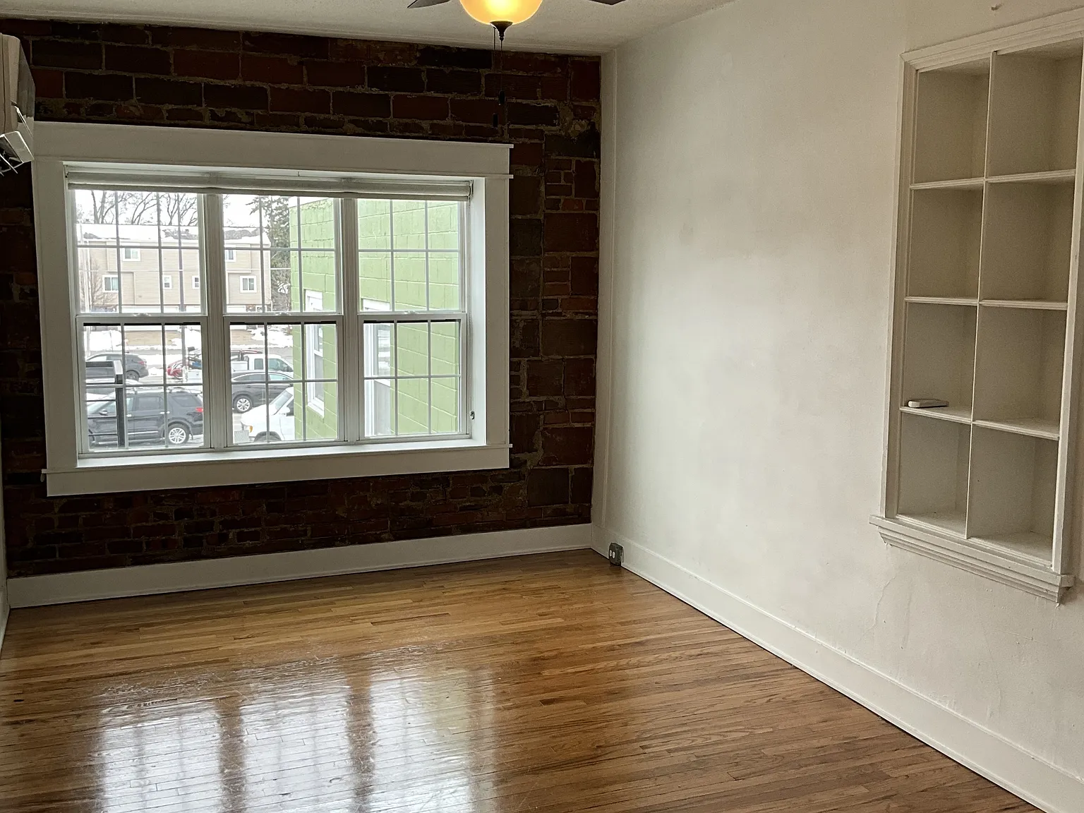 Silvers/Winchester 224 5th St — Photo 2