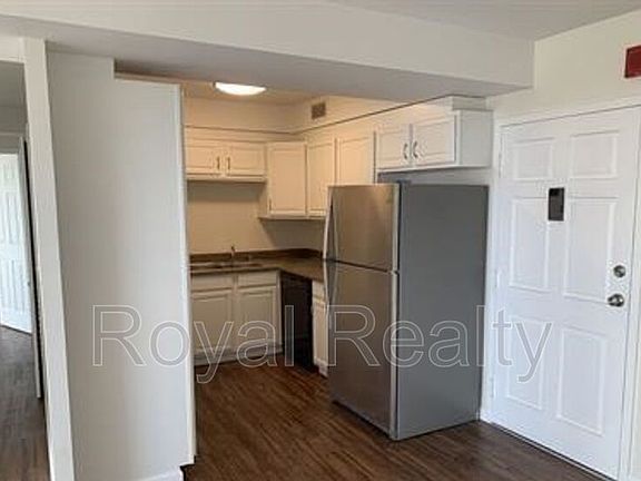 5th image of 419 Atkinson Dr APT 1105
