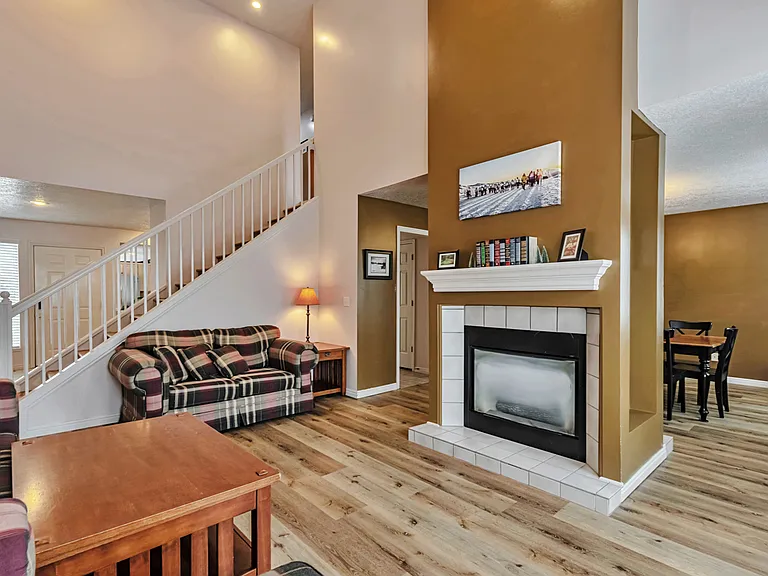 3577 E Rustic Spring Ln — Photo 6