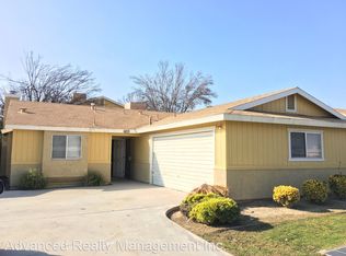 6105 S H St APT A, Bakersfield, CA 93304