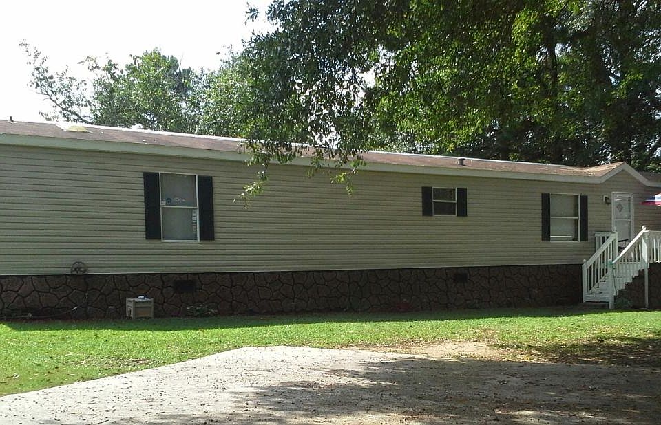 2nd image of 103 Wellesly St