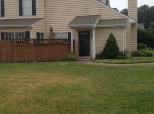 106 Hamlet Ct, Yorktown, VA 23693