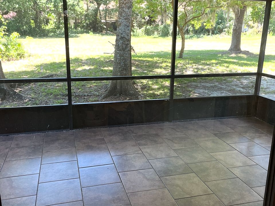2nd image of 510 Shane Cir