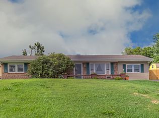 507 Cross Community Rd, Bristol, TN 37620