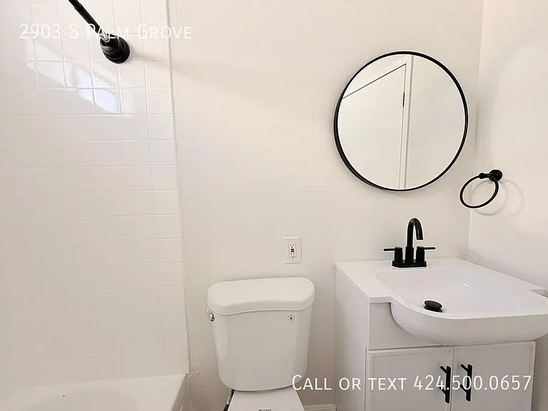 2903 S Palm Grove Ave — Photo 14