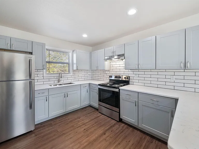 6403 Sloan St #1 — Photo 14