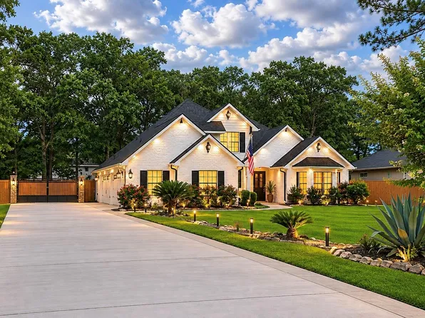 22869 Weser Dr, Porter, TX 77365