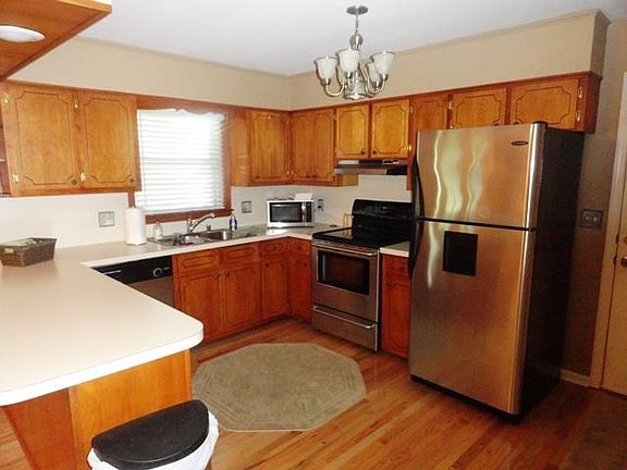 3rd image of 617 Osage Ave