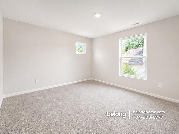 3rd image of 7004 Maple Run Cir