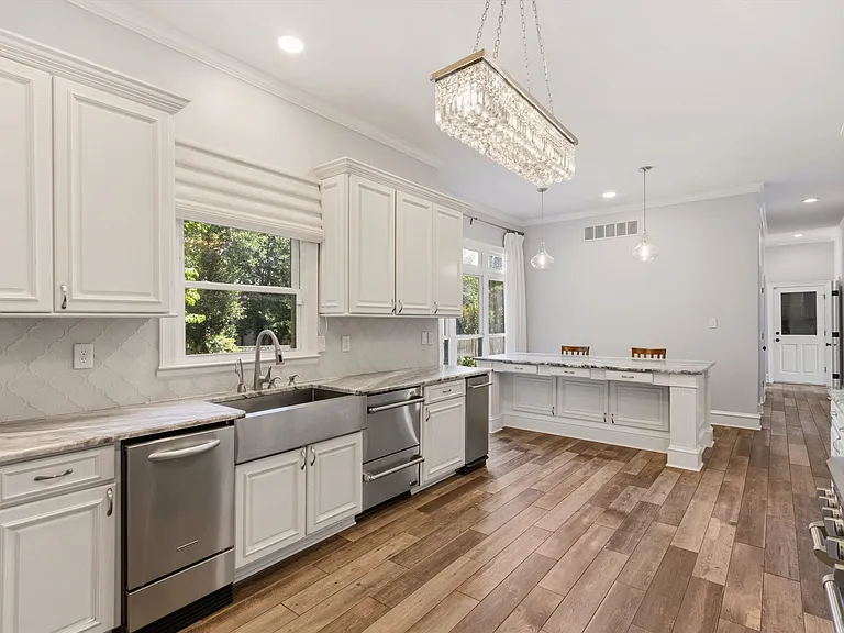 1574 Whitmar Pl E — Photo 9