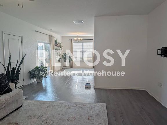5th image of 1914 Canning Pl