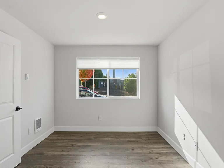 17025 SW Friendly Ln — Photo 4