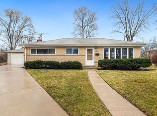 2537 William Ave, Glenview, IL