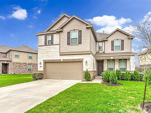 2nd image of 3307 Regal Park Ln