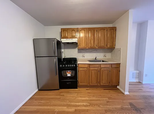 Rented by Compass | media 18