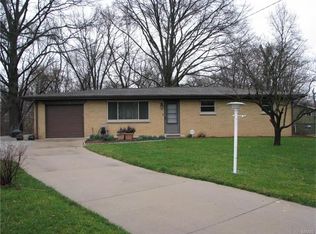 13 Highwood Pl, Belleville, IL 62223