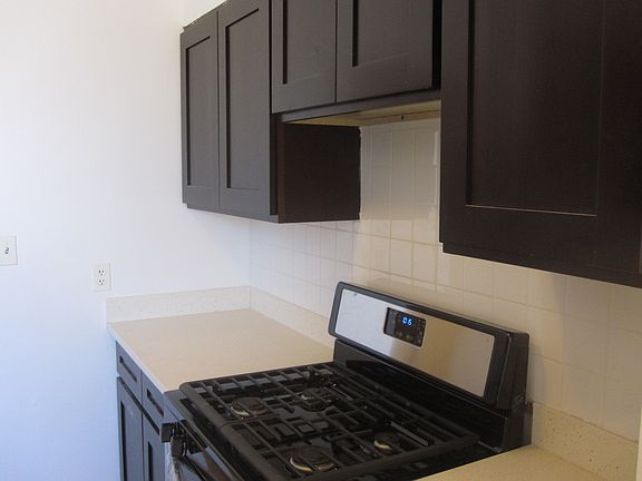 2nd image of 229 Saint Johns Pl #4G