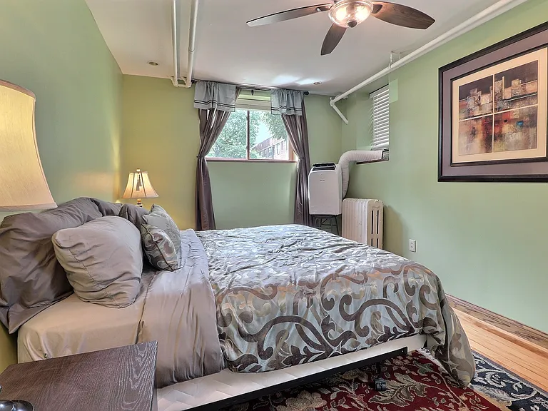 3229 Garfield Ave #1 — Photo 2