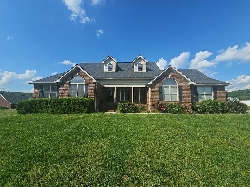 1st image of 4565 Twin Creeks Dr