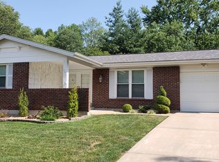 502 Arborwood Dr, Ballwin, MO