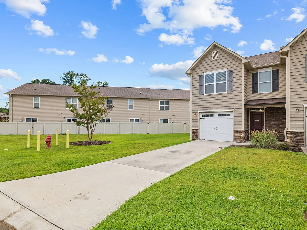 Building Photo - 201 Boyington Place Rd