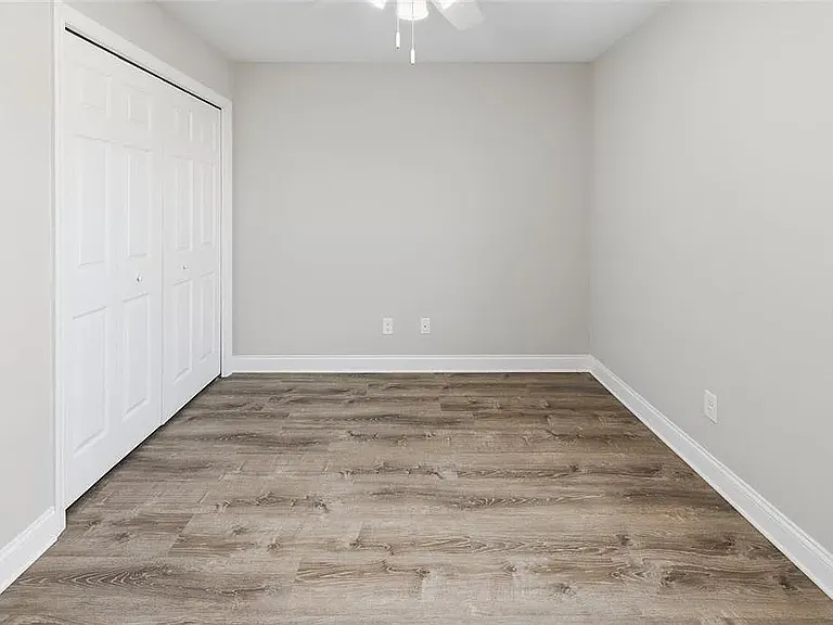 12 Armbruster Ct — Photo 24