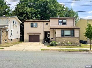 42 Linden St, Lodi, NJ 07644