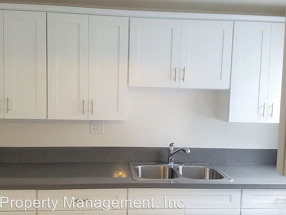 3rd image of 4327 Elm Ave APT 1
