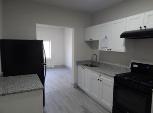 303 Stone St #1A, Joliet, IL 60435