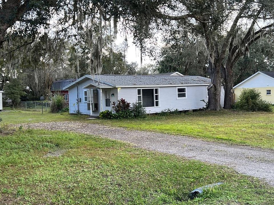 1st image of 32620 2nd Ave