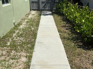 (Undisclosed Address), Hollywood, FL 33021