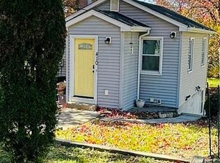 410 Brooklyn Mountain Rd, Hopatcong, NJ 07843