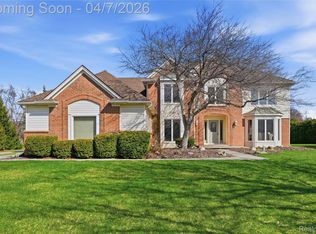 3600 Aynsley Dr, Rochester Hills, MI 48306