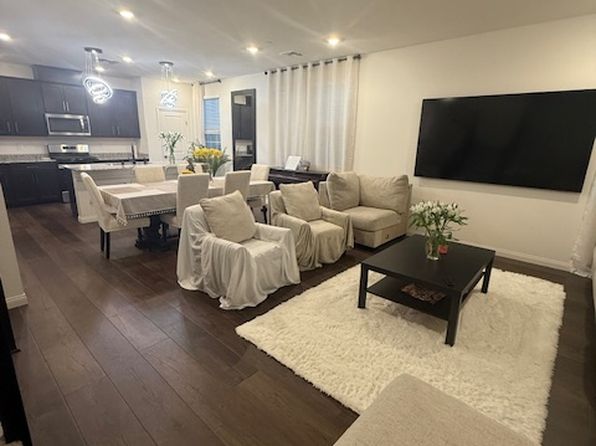 2771 Abrantes Pl