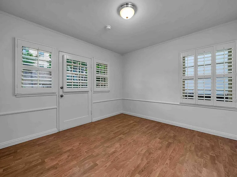 124 S Canon Dr #A — Photo 10