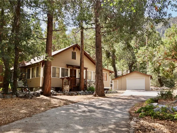 40433 Valley Of The Falls Dr, Forest Falls, CA 92339