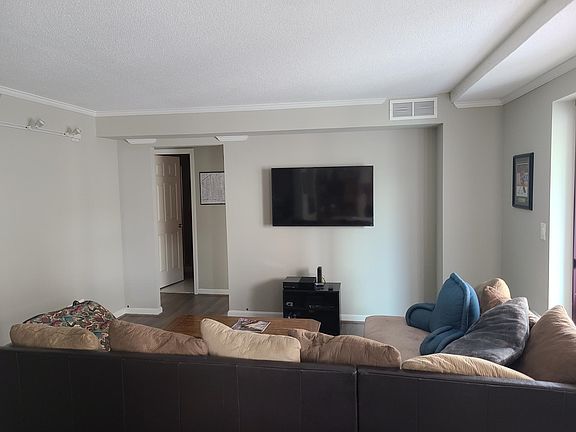 3rd image of 2400 Clarendon Blvd APT 505