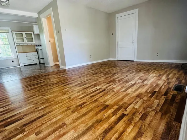 333 5th St, Parrish, AL 35580