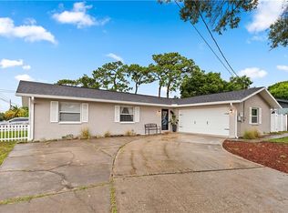 2000 Kimberly Dr, Dunedin, FL 34698